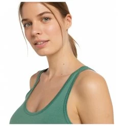 Stoic - Women's Merino150 HeladagenSt. Tank - Sous-vêtement Mérinos -Stoic Boutique stoic womens merino150 heladagenst tank sous vetement merinos detail 6